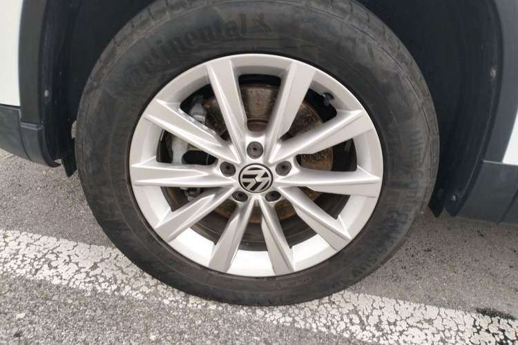 Used Volkswagen Tiguan 2017 300TSI Automatic Two-Wheel Drive Silk Road Comfort Edition
