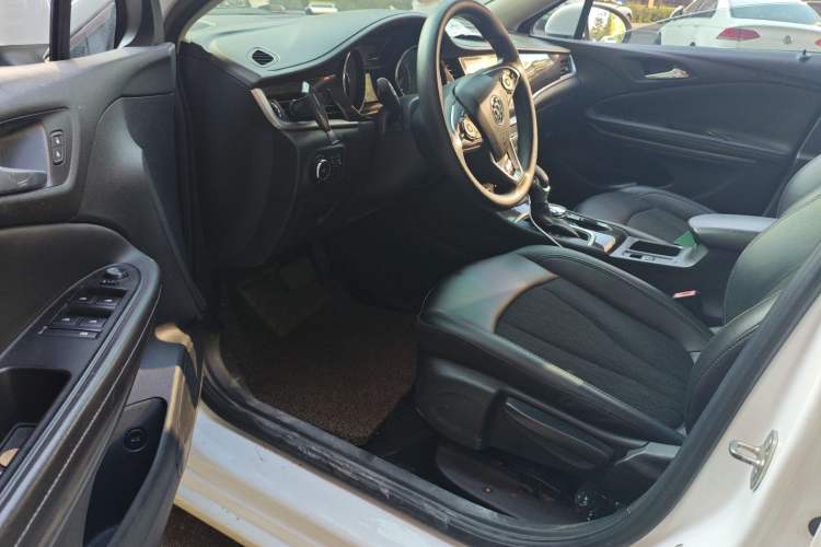 Used Buick Verano 2018 Sedan 20T Dual-Clutch Leading Model
