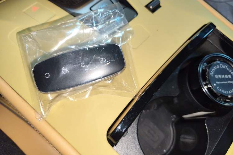 Used Denza D9 2022 DM-i 970 Four-Wheel Drive Flagship Model