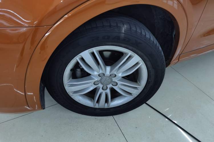 Used Audi Q3 2015 30 TFSI Comfort Model
