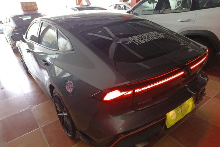 Used Changan UNI-V 2023 1.5T Sport Edition