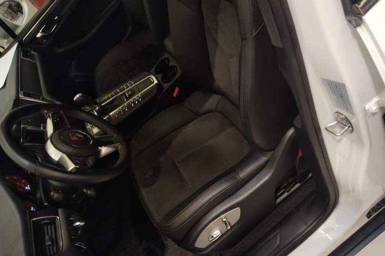 Used Porsche Macan 2017 Macan 2.0T
