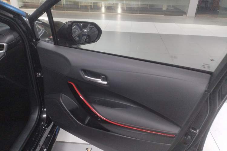 Used Toyota Levin 2022 Dual-Motor 1.8H E-CVT Sport Edition
