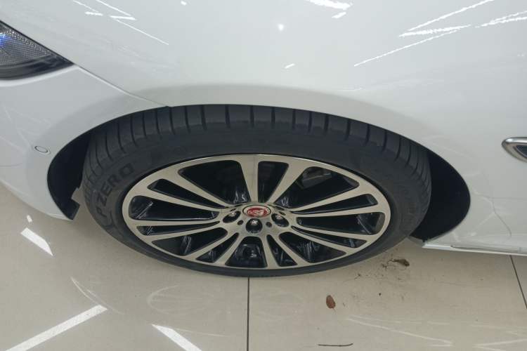 Used Jaguar XFL 2022 XFL 2.0T P250 Two-Wheel-Drive Prestige Luxury Edition
