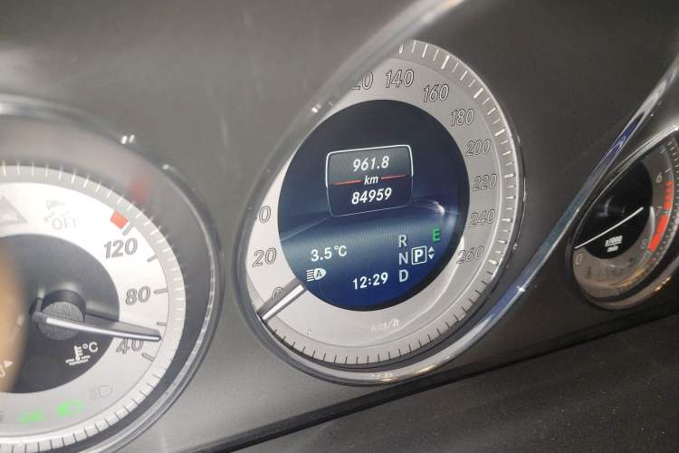 Used Mercedes-Benz GLK-Class 2015 GLK 300 4MATIC Fashion Edition Ultimate Version