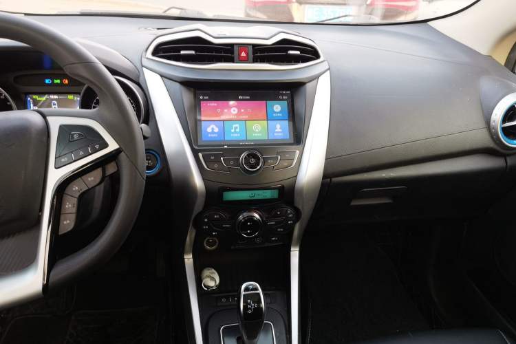 Used BYD Yuan New Energy 2018 EV360 Smart Connect Cool Edition
