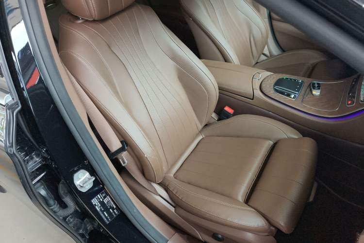 Used Mercedes-Benz E-Class 2022 Second Facelift E 300 L Fashion Edition