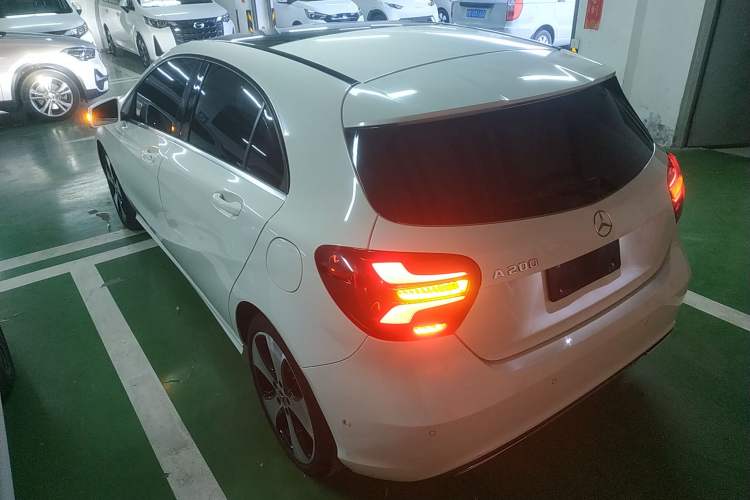 Used Mercedes-Benz A-Class (Import) 2018 A 200 Fashion Model
