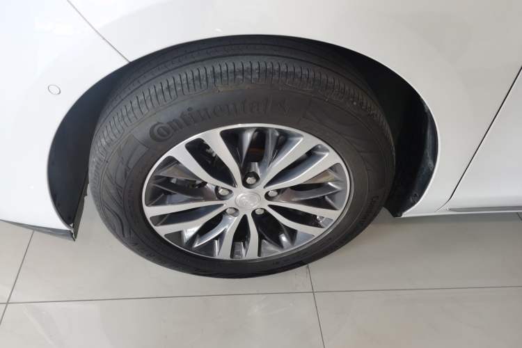 Used Buick GL8 2023 ES Lu Zun Deluxe Model
