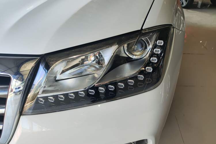 Used Haval H2 2018 Chuanxiang Edition 1.5T Dual-Clutch Two-Wheel Drive Fashion Model China V Standard
