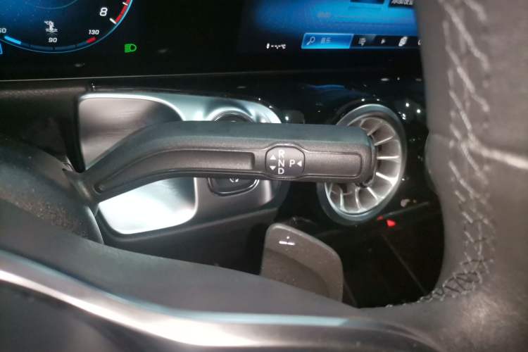 Used Mercedes-Benz GLB 2022 Refresh GLB 200 Dynamic Edition