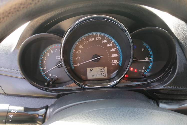 Used Toyota YARiS L 2016 Revised 1.5E CVT Charming Edition