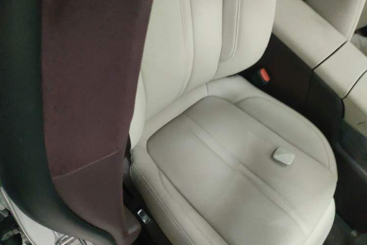 Used Zeekr X 2025 Four-Seater Rear-Drive Cube Version
