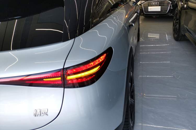 Used  #3 2024 Dynamic All-Wheel Drive Edition