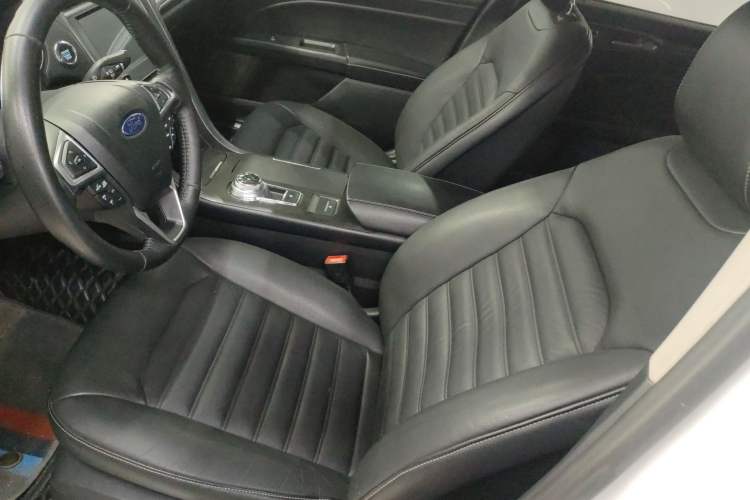 Used Ford Mondeo 2017 EcoBoost 200 Stylish Model
