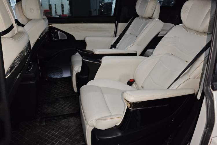 Used GAC Trumpchi M8 2023 Zongshi Series Dual-Motor YuZun Edition
