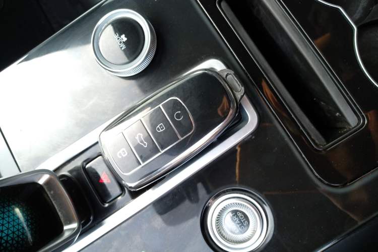 Used Chery Tiggo 8 PLUS 2022 Kunpeng Edition 390TGDI DCT Passion Version
