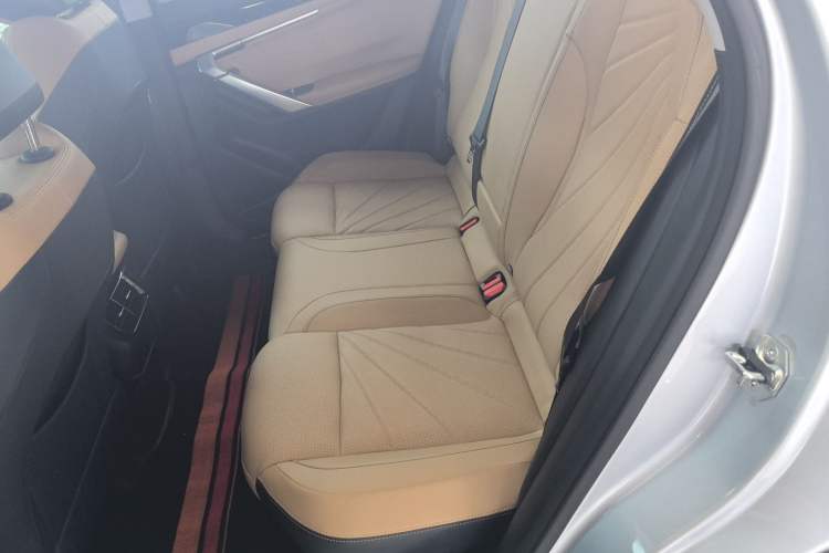 Used Geely Auto FX11 2023 1.5TD DCT Prestige Edition
