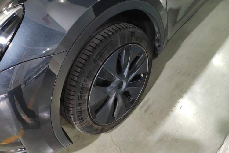 Used Tesla Model Y 2024 Rear-Wheel-Drive Version