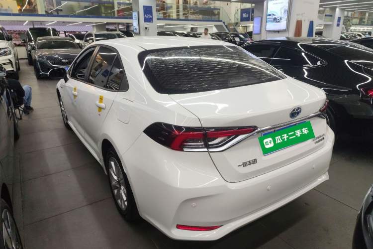 Used Toyota Corolla 2023 1.8L Smart Electric Hybrid Dual-Motor Elite Edition
