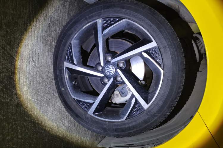 Used MG 5 2021 Revised 300TGI DCT Qingshè Luxurious Enjoyment Edition
