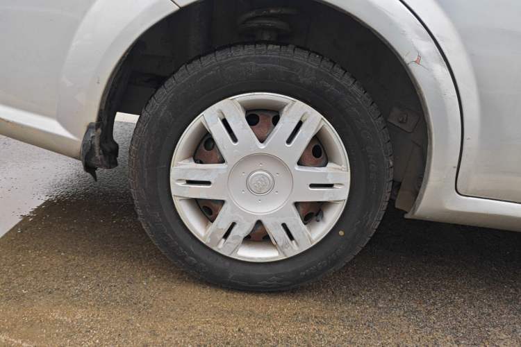 Used Buick Excelle 2013 1.5L Automatic Classic Model
