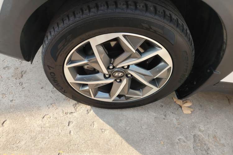 Used Hyundai Tucson 2020 280TGDi Two-Wheel-Drive GLS Fashion Edition China VI Standard
