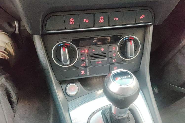 Used Audi Q3 2016 35 TFSI quattro all-wheel-drive style model