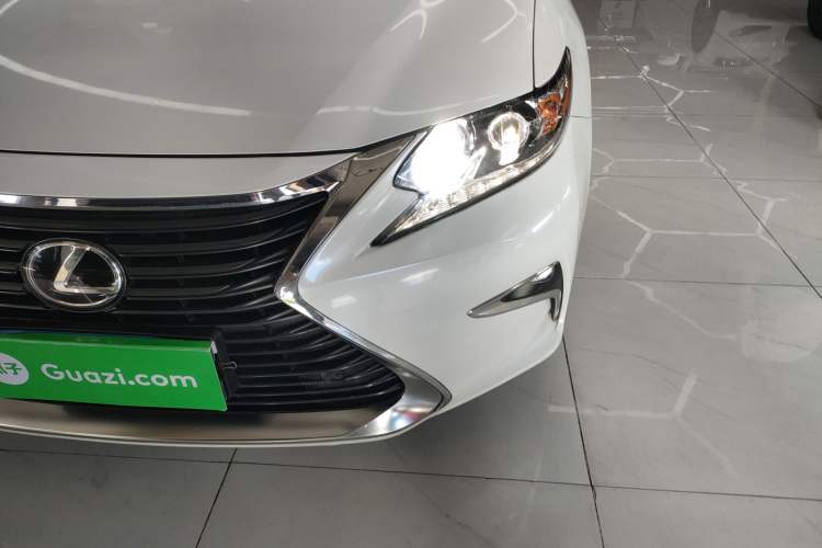 Used Lexus ES 2015 200 Elite Edition
