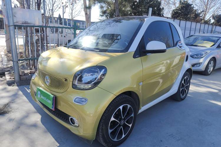 Used smart fortwo 2015 1.0L 52 kW Hardtop Passion Edition