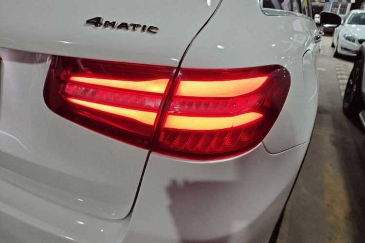 Used Mercedes-Benz GLC 2018 Facelifted GLC 260 4MATIC Dynamic Edition