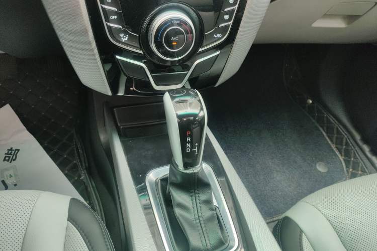 Used Luxgen U6 SUV 2014 1.8T Fashion Edition
