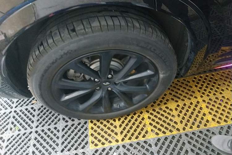 Used Li Auto ONE 2020 Extended-Range 6-Seater Version
