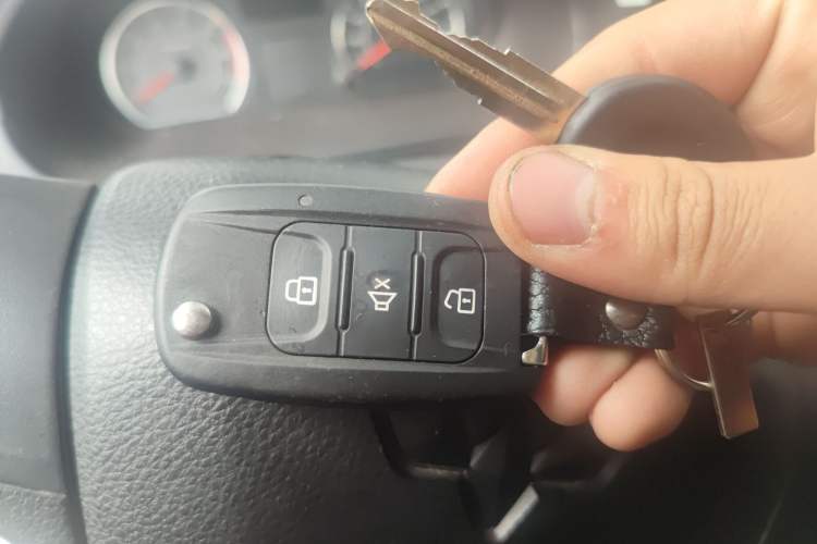 Used Wuling Rongguang 2021 1.5L Extended Standard Version with Air Conditioning – L3C
