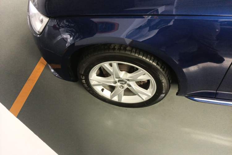 Used Audi A4L 2017 Plus 40 TFSI Ambition Model
