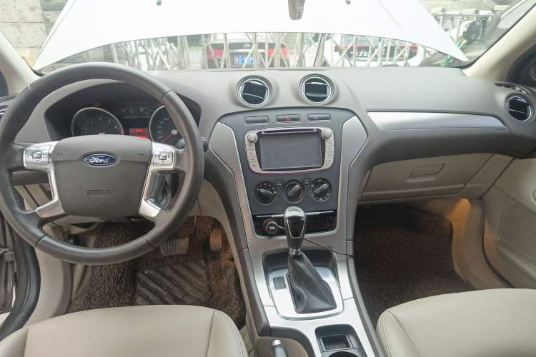 Used Ford Mondeo 2013 2.3L Fashion Edition
