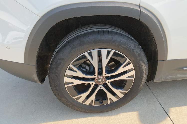 Used Mercedes-Benz GLB 2024 Refresh GLB 220 Dynamic Edition
