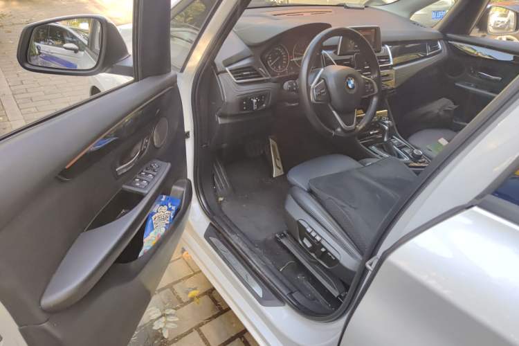 Used BMW 2 Series Active Tourer 2015 218i Sports Design Package
