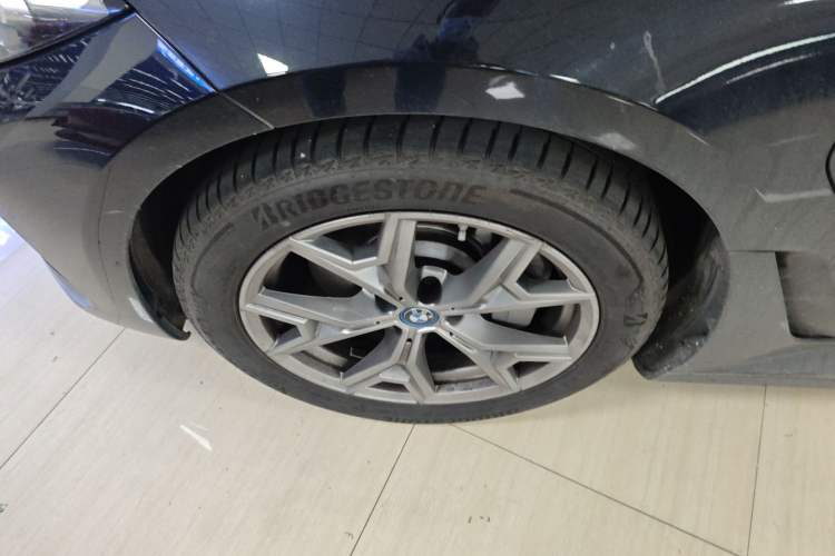 Used BMW i3 2024 eDrive 35 L
