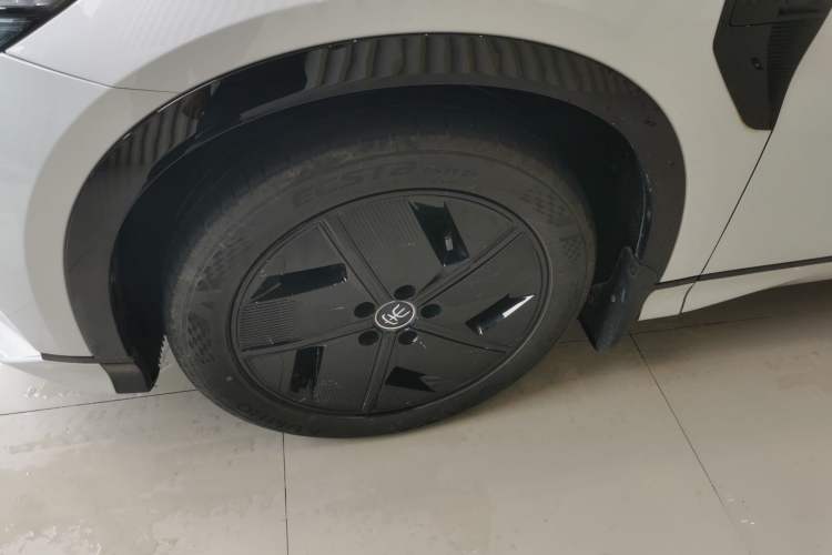 Used BYD Song L EV 2024 550 km Excellence Version
