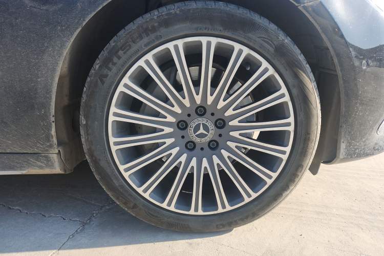 Used Mercedes-Benz E-Class 2018 E 300 L Sport Luxury Edition