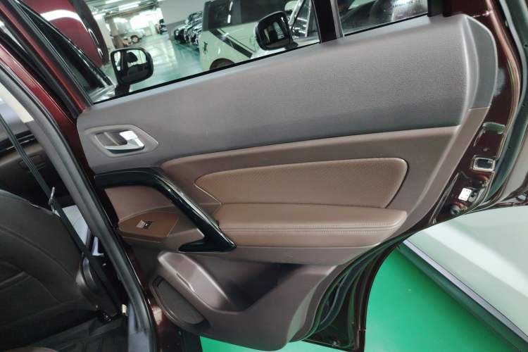 Used GAC Trumpchi GS4 2017 235T Automatic Two-Wheel Drive Elite Edition
