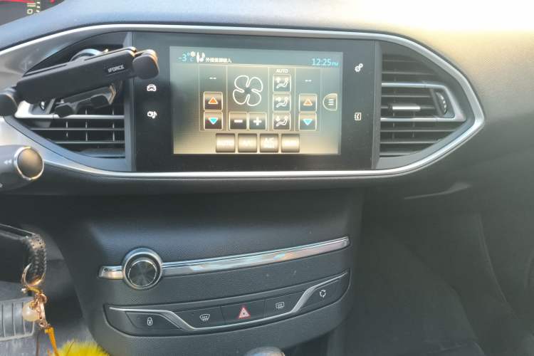 Used Peugeot 308S 2015 1.2T Automatic Jingchi Edition
