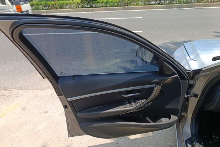 Used BMW 3 Series 2018 320Li Leading Luxury Package