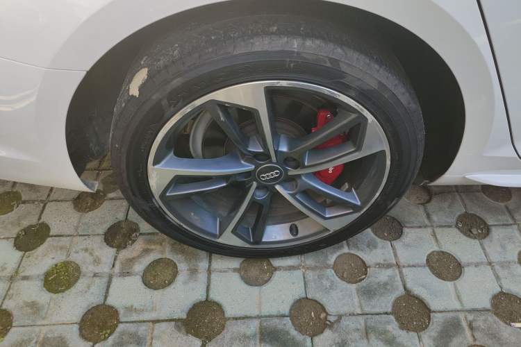 Used Audi A4L 2019 40 TFSI Ambition China VI