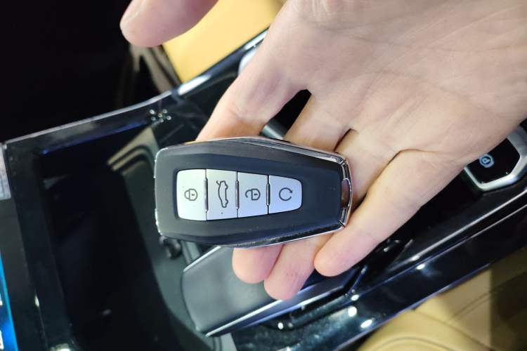 Used Geely Auto FX11 2023 1.5TD DCT Prestige Edition
