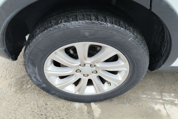 Used Land Rover Discovery Sport 2019 240 PS PURE Edition China VI Standard
