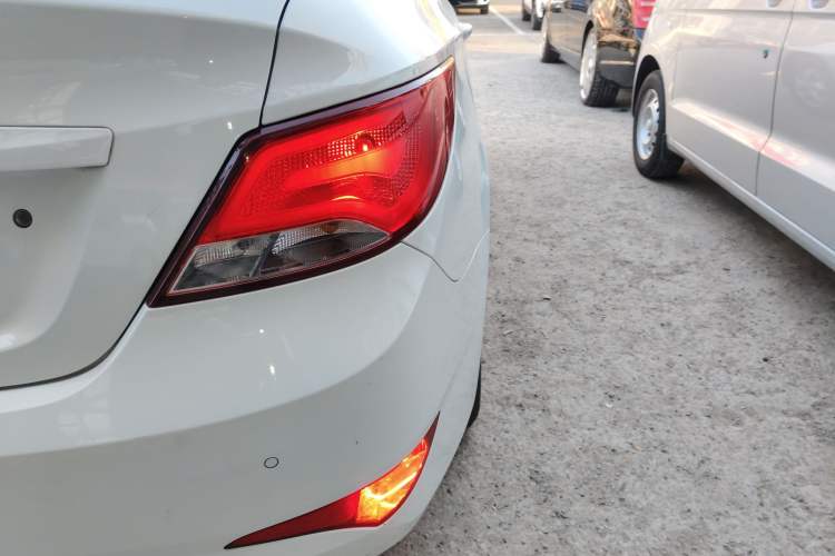 Used Hyundai Verna (older generation) 2016 1.4L Automatic Smart GLS