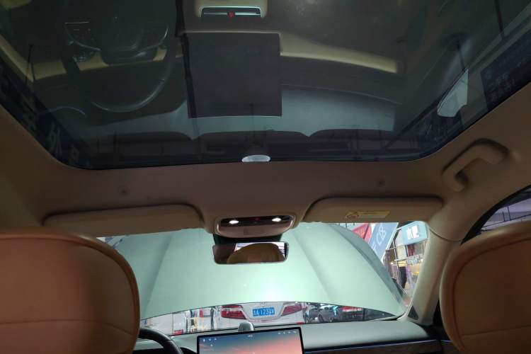 Used Hima AITO M5 2022 Extended-Range Four-Wheel Drive Performance Version
