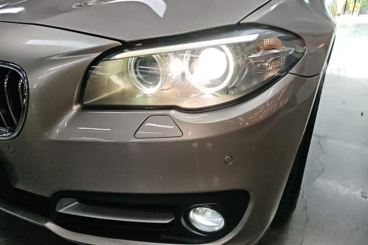 Used BMW 5 Series 2017 525Li Leading Model
